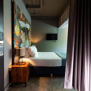 Rooms25